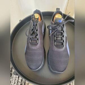 Nike Air Max Motion 2 black trainers